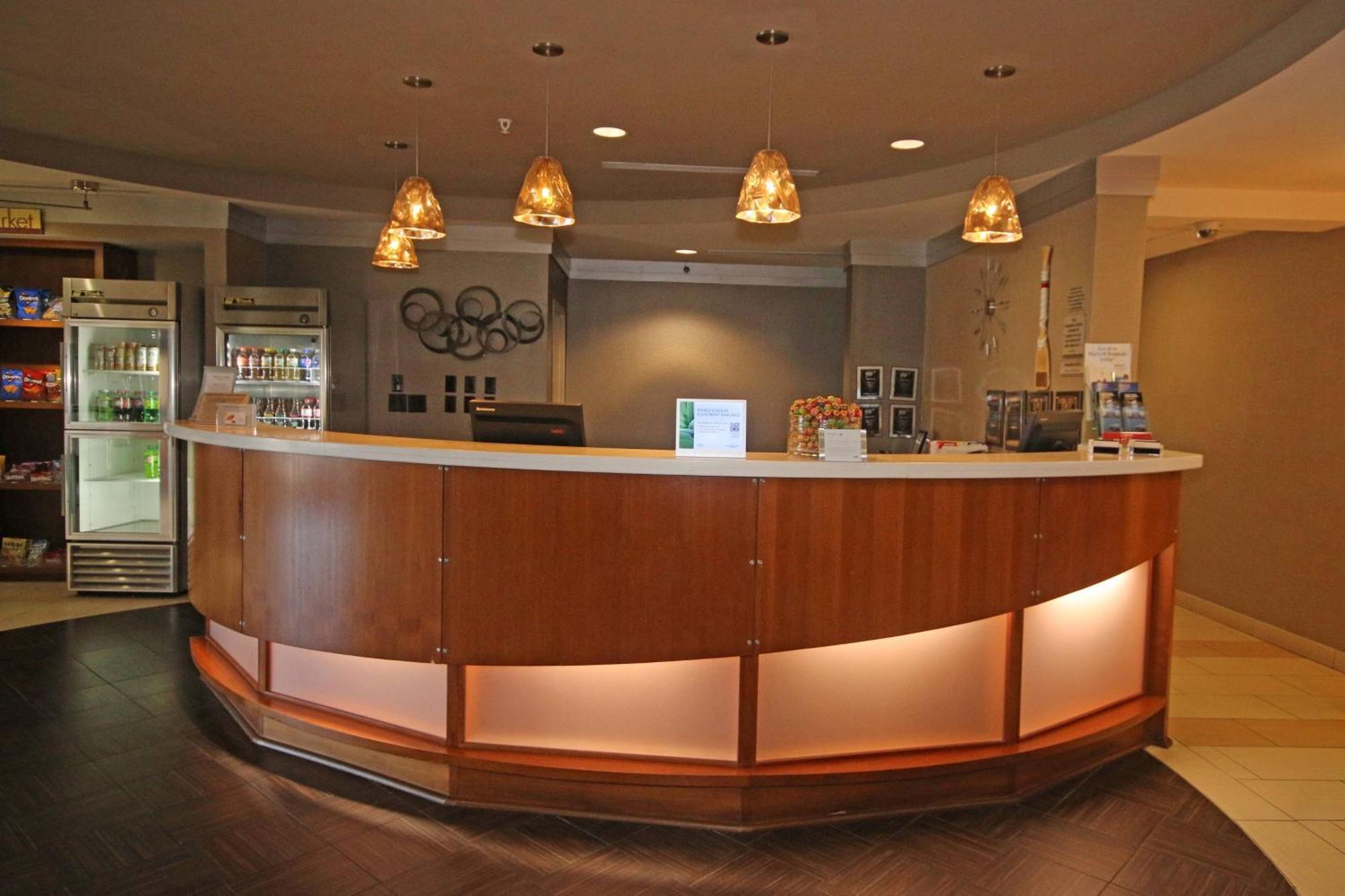 Springhill Suites By Marriott Charleston North Норт Чарлстън Екстериор снимка